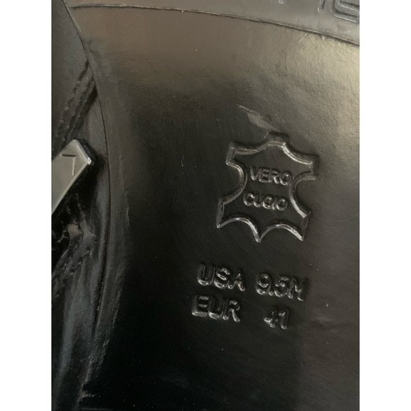 Via Spiga Black Leather  Side Zip 3.5 in. Heel Bootie Women's Size 9.5 - Picture 7 of 8